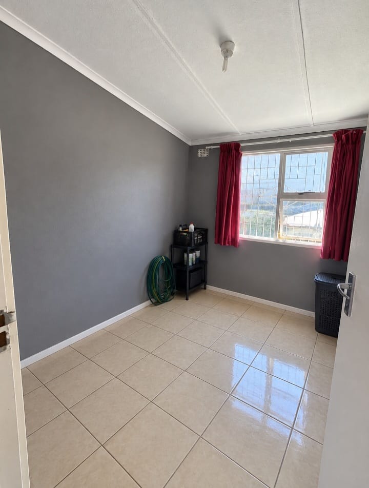 3 Bedroom Property for Sale in Sunnyridge Eastern Cape